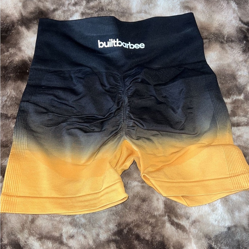 Ombré gym shorts